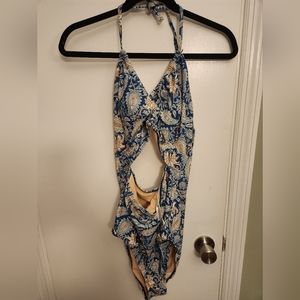 Cupshe Halter One Piece Cut Out XL